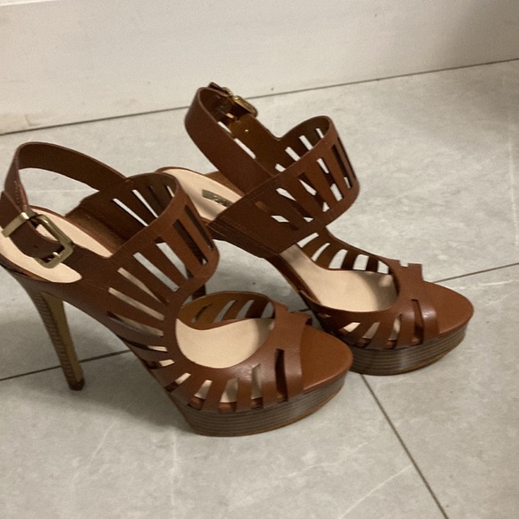 Guess Kabirra platform leather stiletto brown and gold heal new condition size 9 - Picture 2 of 5